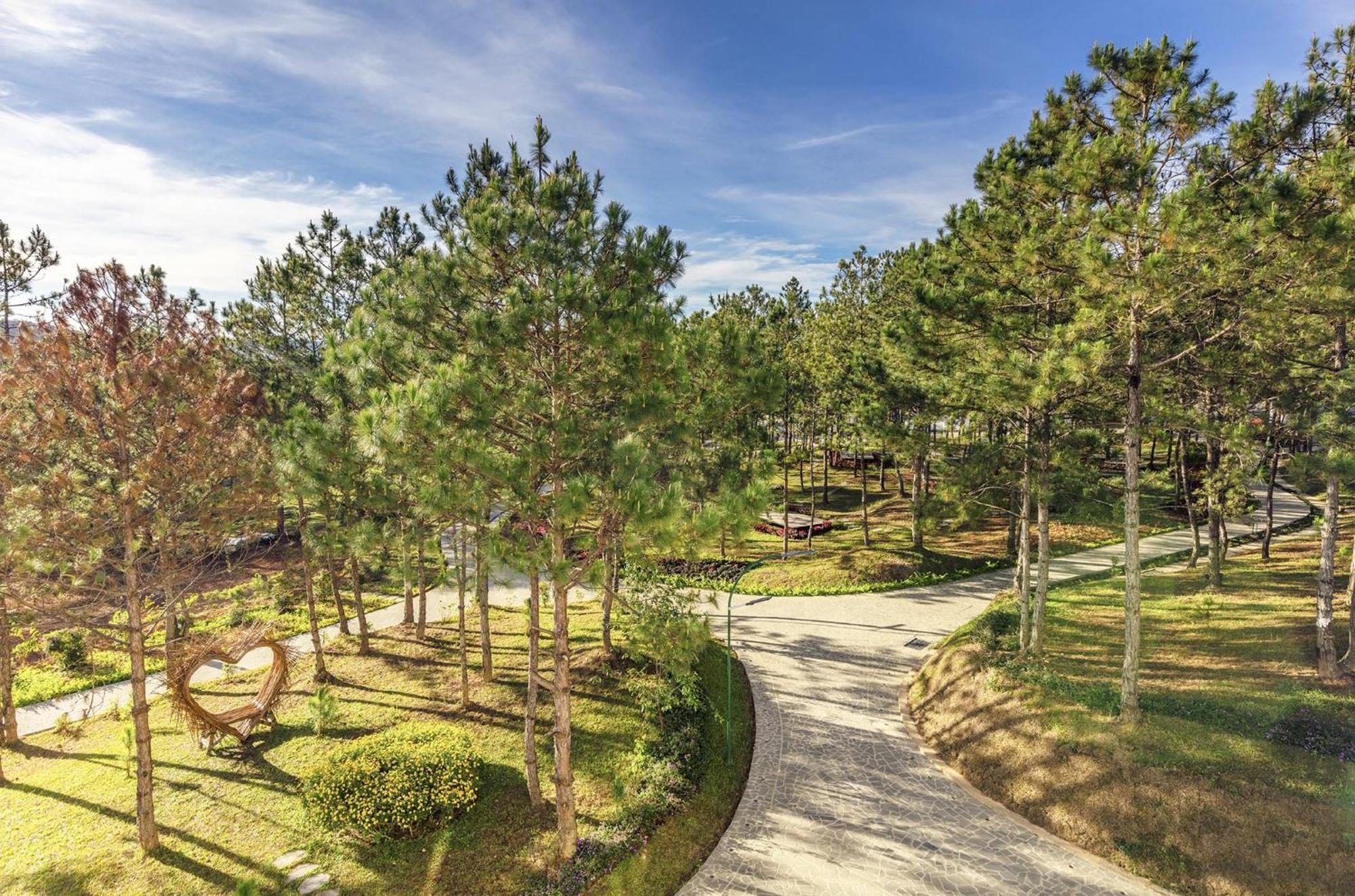 Kim Resort - Khu Nghi Duong Rung La Kim Dalat Exteriör bild