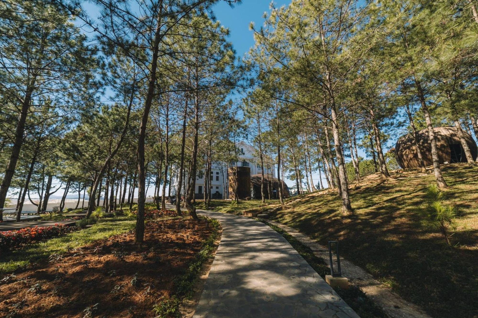 Kim Resort - Khu Nghi Duong Rung La Kim Dalat Exteriör bild