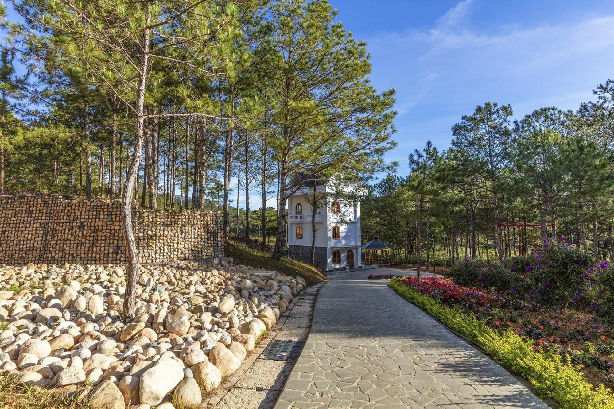 Kim Resort - Khu Nghi Duong Rung La Kim Dalat Exteriör bild